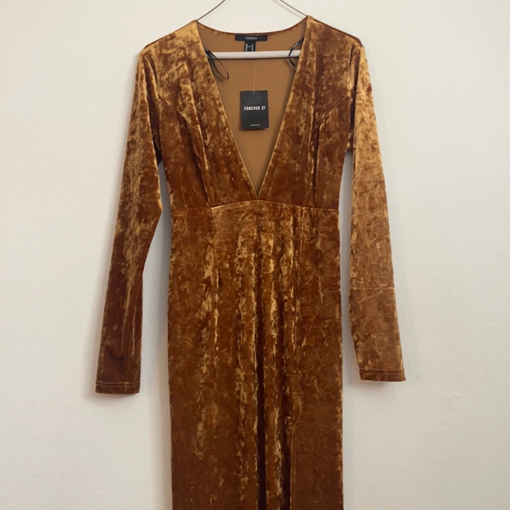 New forever 21 suede light brown long sleeve dress- new with tag